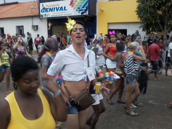 Fotos do corso do “Zé Pereira” de São Pedro do Piauí. - Imagem 42