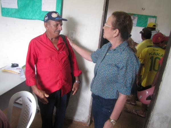 Sementes são entregues aos agricultores do município de Miguel Alves - Imagem 11