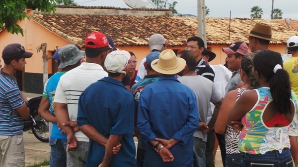 Prefeitura de Pimenteiras e Conab distribuem milho a agricultores - Imagem 11
