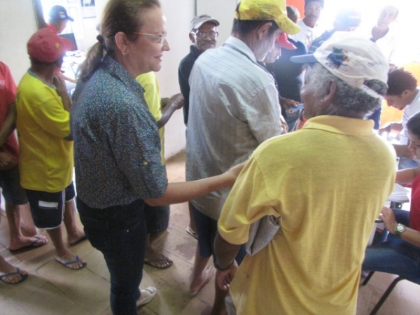 Sementes são entregues aos agricultores do município de Miguel Alves - Imagem 12