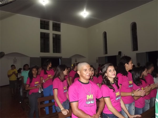 FOTOS: Centenas de jovens festejam aniversário do grupo Ala Jovem de Caxingó - Imagem 8