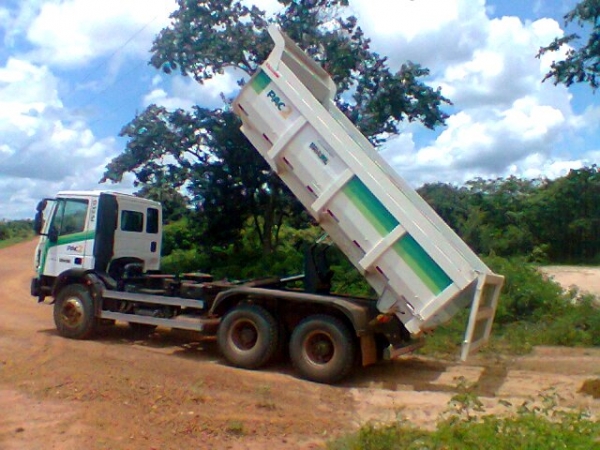 Prefeitura realiza serviço de retificação e terraplanagem de ruas na localidade Pocinho - Imagem 5