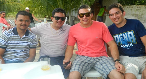 Agradecendo aos amigos e familiares que estiveram conosco em uma grande festa - Imagem 33