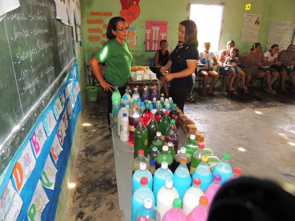 Prefeita Neuma Café participa de reunião na comunidade Vitória - Imagem 1