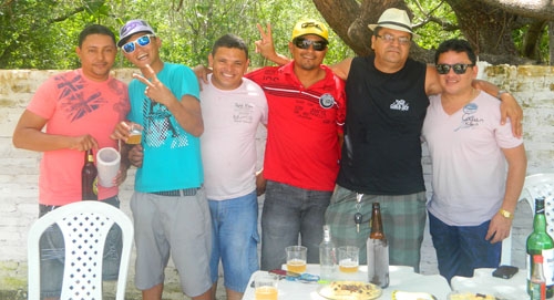 Agradecendo aos amigos e familiares que estiveram conosco em uma grande festa - Imagem 1