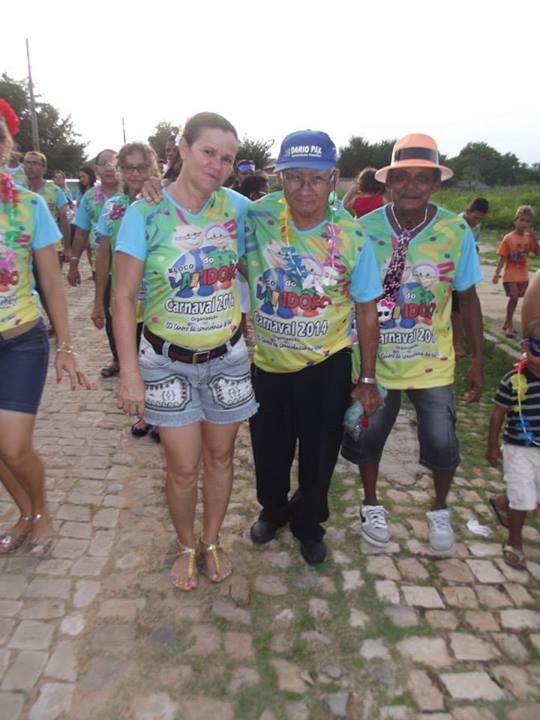 I Grito de Carnaval da TERCEIRA IDADE - Bloco Vaidoso 2014 - Imagem 12
