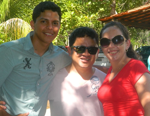 Agradecendo aos amigos e familiares que estiveram conosco em uma grande festa - Imagem 22