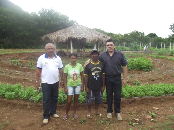 Prefeito Edgar acompanha visita técnica de projeto em Santa Rosa do Piauí - Imagem 6