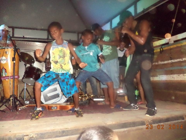 Banda Pagodeixa anima segundo dia de pré-carnaval em Cristalândia - Imagem 7