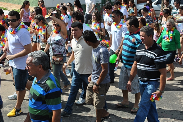 Secretaria de Saúde realiza campanha para carnaval seguro em Cocal - Imagem 8