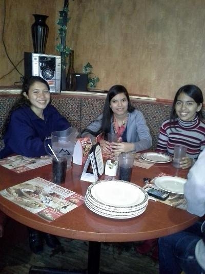 Aluna de N. S. dos Remédios no Canadá envia fotos para blog - Imagem 3