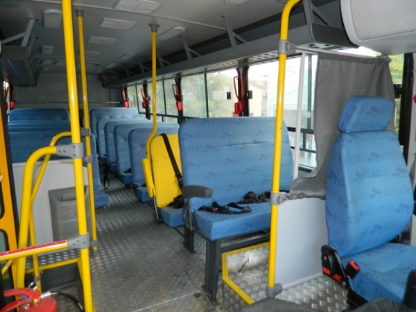 Secretaria Municipal de Educação conta com 4 ônibus escolares - Imagem 2