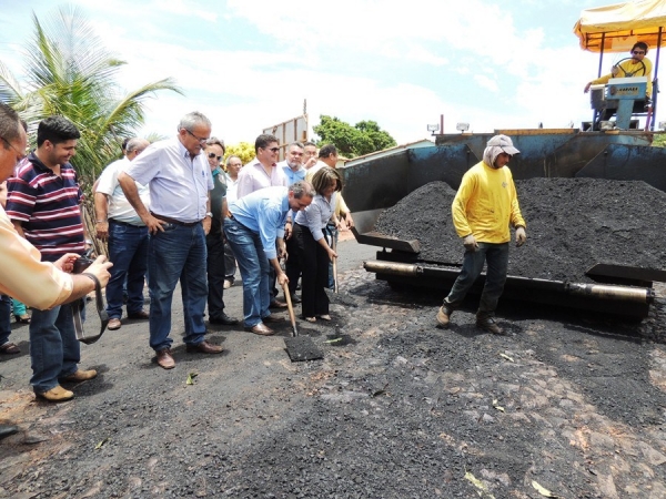 Prefeitura de Pedro II entrega ambulância ao HJGN - Imagem 15
