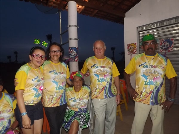 FOTOS: Prefeitura de Caxingó realiza carnaval da terceira idade - Imagem 2