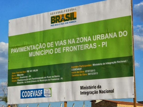 Com recursos de R$ 167 mil, prefeitura pavimenta ruas do bairro Ribeirão - Imagem 4
