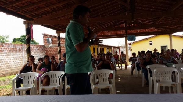 A Sec. de Assistência Social,  promove reunião para informar aos pais das crianças e idosos a importância dos serviços para o bem estar social - Imagem 4