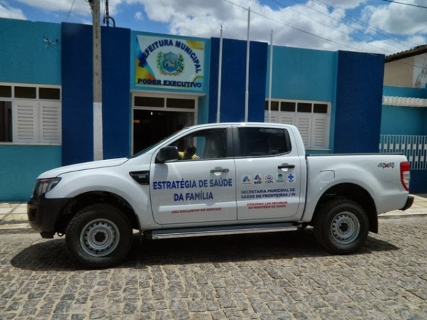Prefeitura adquire veículo para equipe do Programa Saúde na Família - Imagem 4