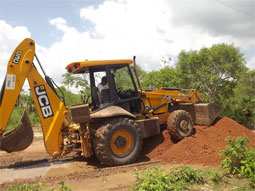 Prefeitura de Caxingó investe na melhoria de estradas vicinais