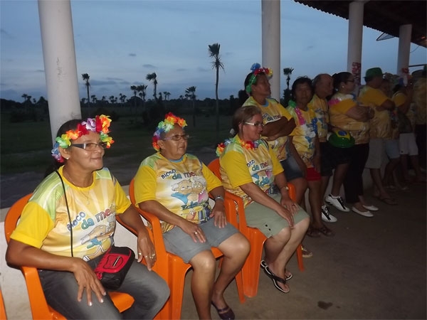 FOTOS: Prefeitura de Caxingó realiza carnaval da terceira idade - Imagem 6