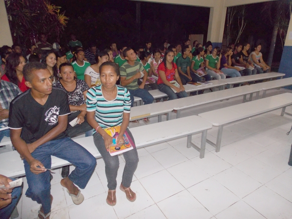 Inicio das aulas da EJA, ano letivo 2014. - Imagem 1