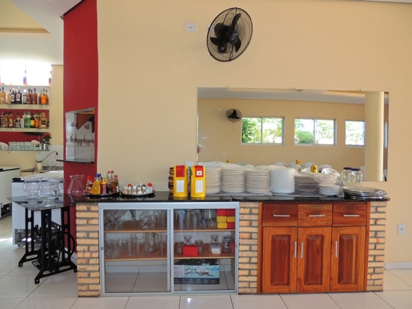 Churrascaria Montannia Grill promove seresta sexta (14) com Isaías Além da Paixão - Imagem 5