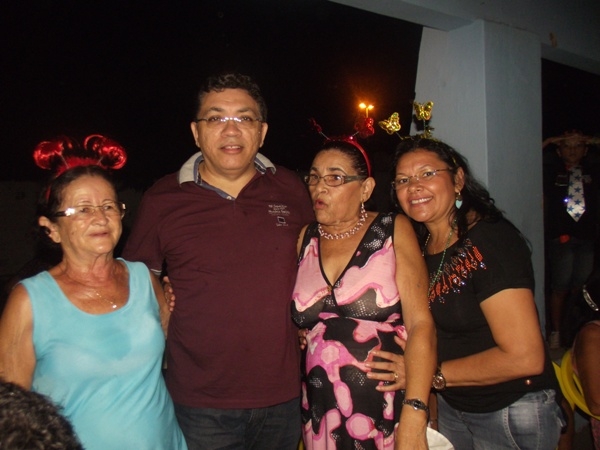 Prefeitura de Santa Rosa Promove Carnaval da Melhor Idade - Imagem 3