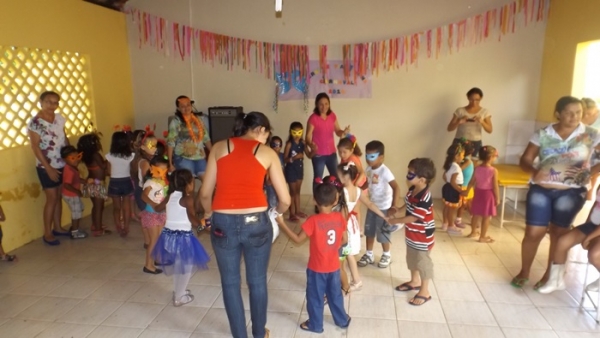 Escolas de Nossa Senhora de Nazaré promovem festa para comemorar o carnaval - Imagem 26