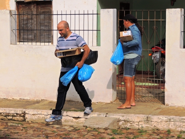 prefeitura realiza mutirão contra a Dengue - Imagem 4