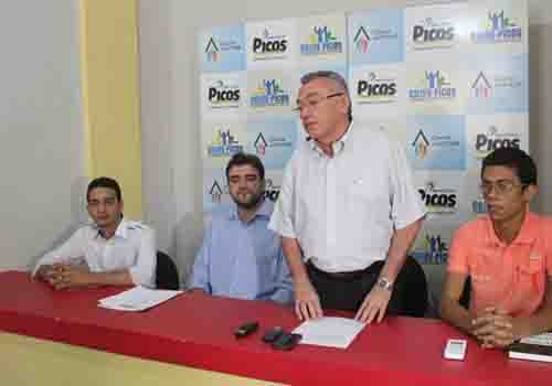 Prefeitura de Picos lança cursinho pré-vestibular - Imagem 1