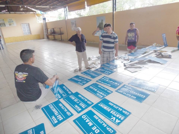 Novas placas com nomes de ruas serão colocadas na cidade. - Imagem 5