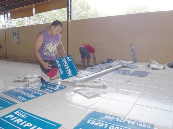 Novas placas com nomes de ruas serão colocadas na cidade. - Imagem 7