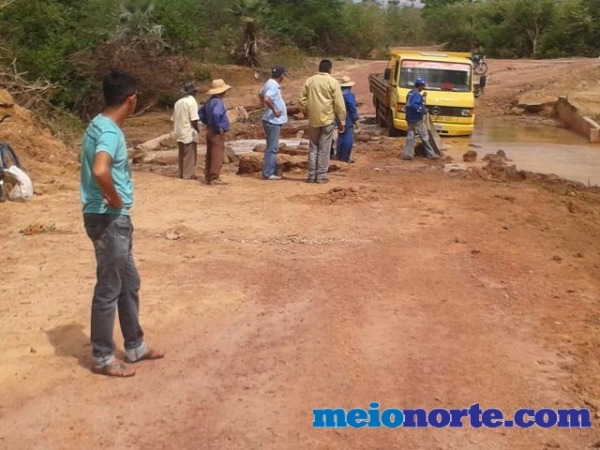 Obra inacabada deixa população revoltada e avisando: Vamos interditar a BR 222. - Imagem 5