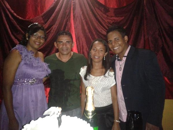 Felicidade ao casal Hercules Ferreira e Dalciane Reis - Imagem 9