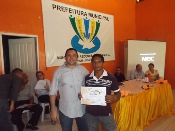 Alunos do Curso de Construção Civil recebem certificados em Redenção do Gurguéia - Imagem 5