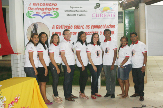 1º Encontro Pedagógico 2014 em Currais Tema A Reflexão Sobre as Competência para Ensinar  e organizar   