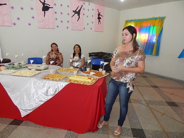 Veja como foi o encerramento do Curso de Doces e Salgados  - Imagem 7