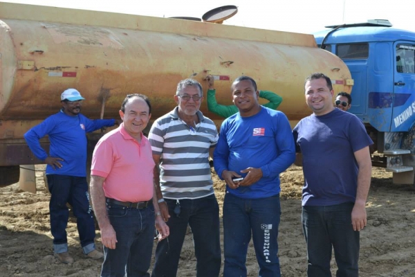 Prefeito Didiu Melo visita obras que estão sendo realizadas no município - Imagem 9