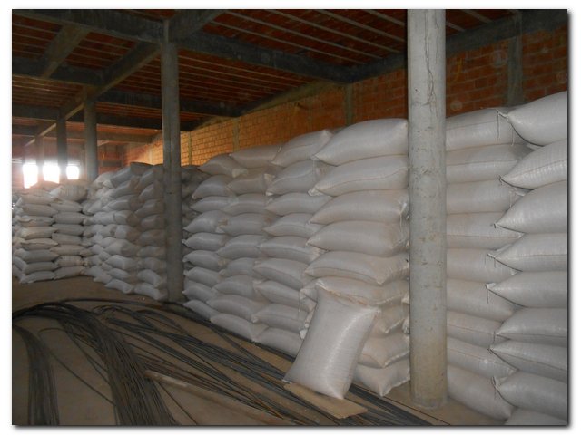 Secretaria Municipal de Agricultura em parceria com a CONAB distribui 106,5 toneladas de Milho para pecuaristas de Inhuma. 