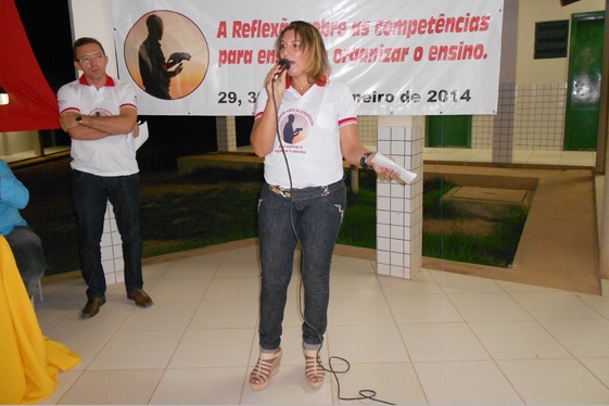 1º Encontro Pedagógico 2014 em Currais Tema A Reflexão Sobre as Competência para Ensinar  e organizar    - Imagem 7