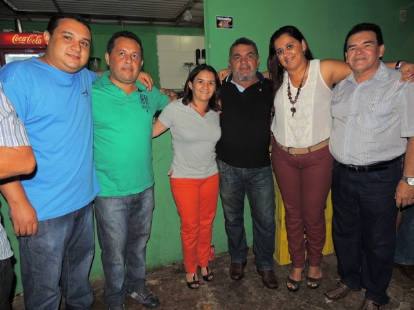 Deputado Wilson Brandão e Prefeita Neuma Café prestigiaram confraternização - Imagem 8