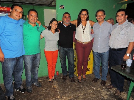 Deputado Wilson Brandão e Prefeita Neuma Café prestigiaram confraternização