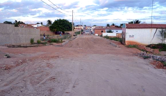 Avenida Isabel Ramos recebe novo calçamento - Imagem 1