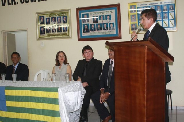 Derisvaldo Xavier toma posse como Vereador - Imagem 27