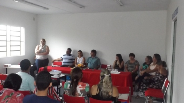 Reunião com todos os profissionais da Educação dá o pontapé inicial no ano letivo 2014 - Imagem 3