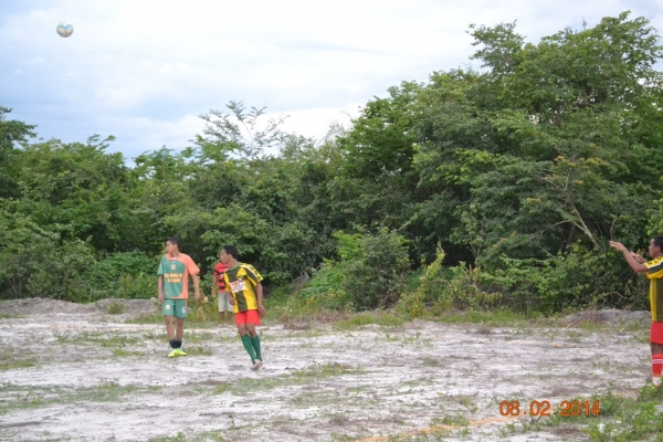Na 1ª rodada do Campeonato Amador de Boa Hora Barra do Brejo e Paulinos saem na frente - Imagem 41