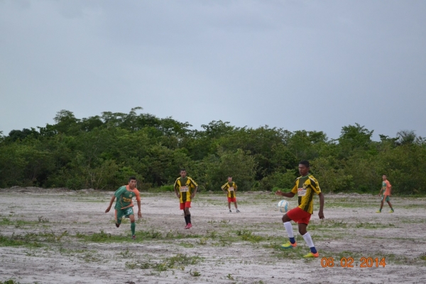 Na 1ª rodada do Campeonato Amador de Boa Hora Barra do Brejo e Paulinos saem na frente - Imagem 39