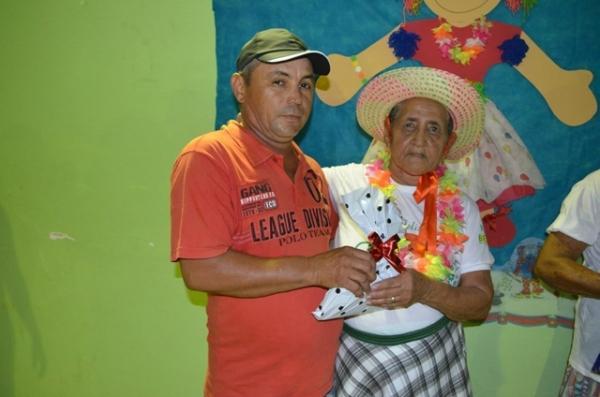 Vera Mendes: Carnaval do idoso é comemorado com muita alegria. - Imagem 9