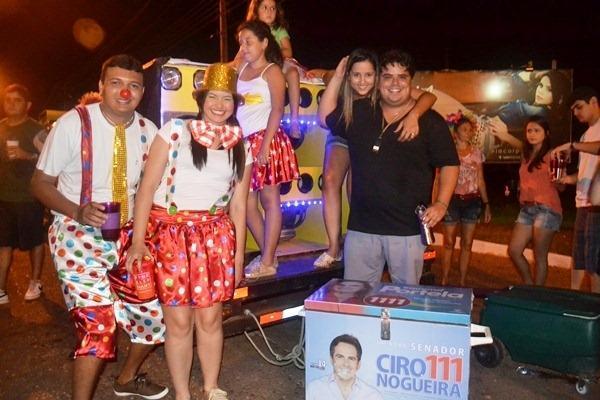 Carnaval de Campo Maior é oficialmente aberto com o Corso - Imagem 9