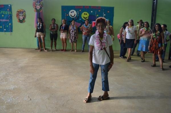 Vera Mendes: Carnaval do idoso é comemorado com muita alegria. - Imagem 33