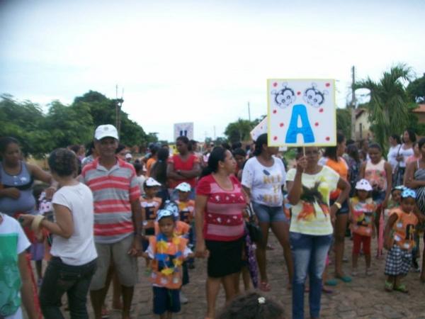 Carnaval da Creche Antonia Gomes Martins - Imagem 28